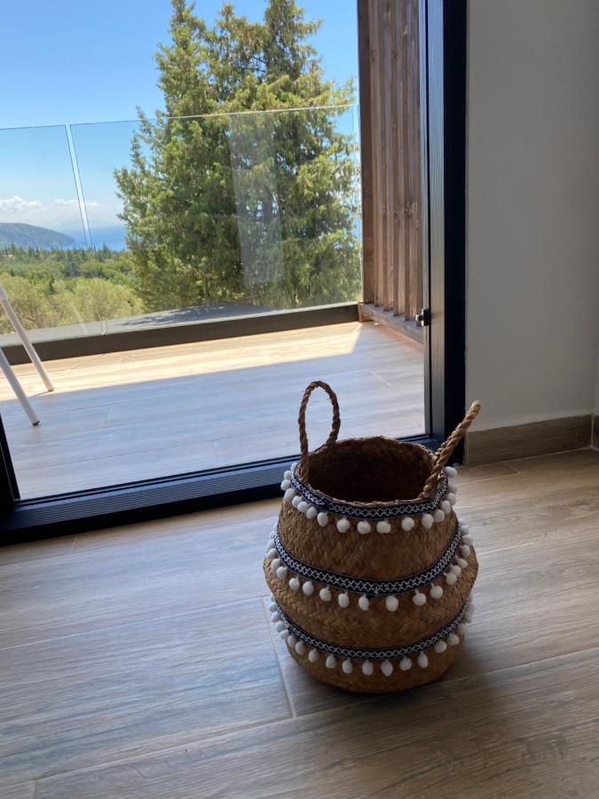 Summer Wine Boutique * Dhërmi
